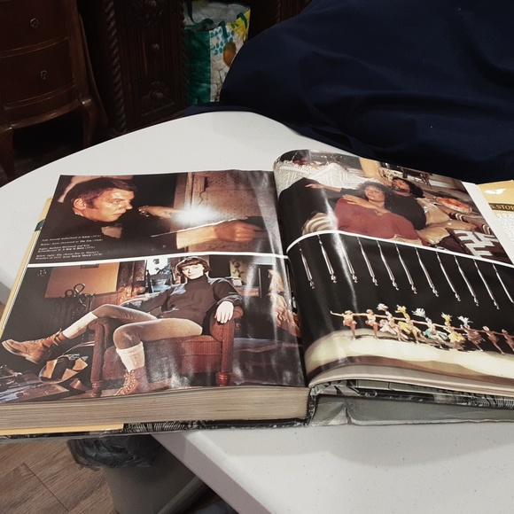 Warner Bros. Story by Clive Hirschhorn - Picture 10 of 11